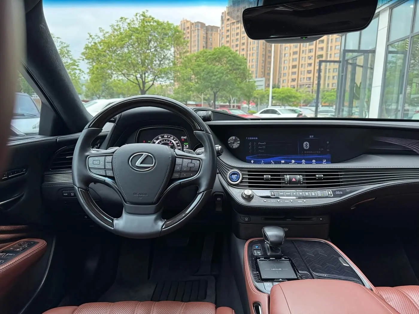 Lexus LS 2019 — Şəkil 13/15