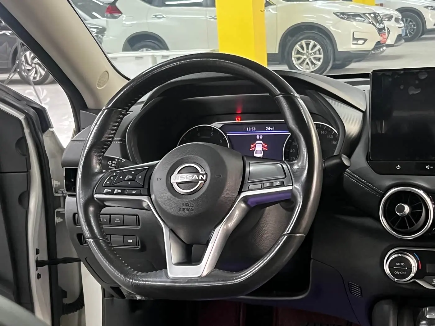 Nissan Sylphy 2023 — Фото 10/16