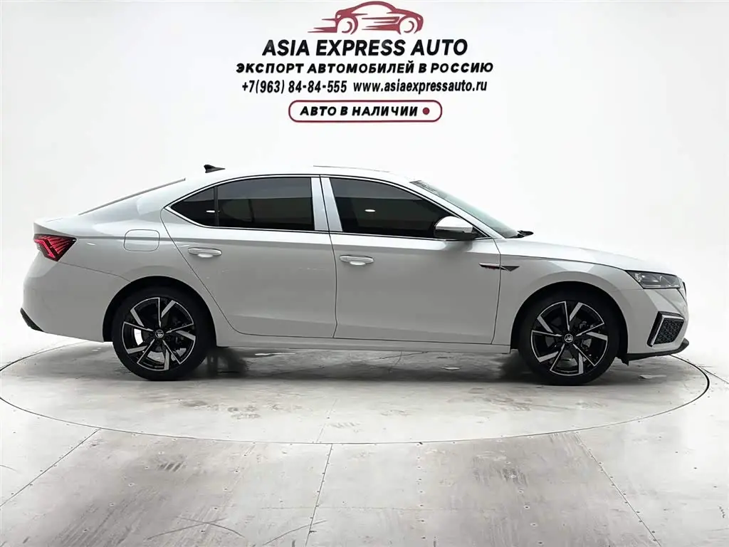 Škoda Octavia 2023 — Фото 9/20