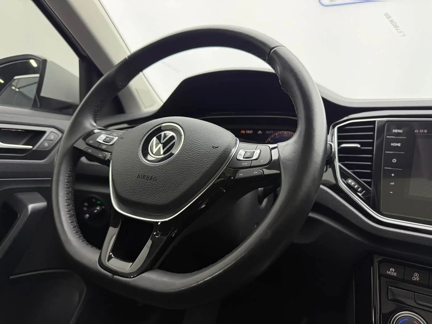 Volkswagen T-ROC 2022 — Фото 15/20