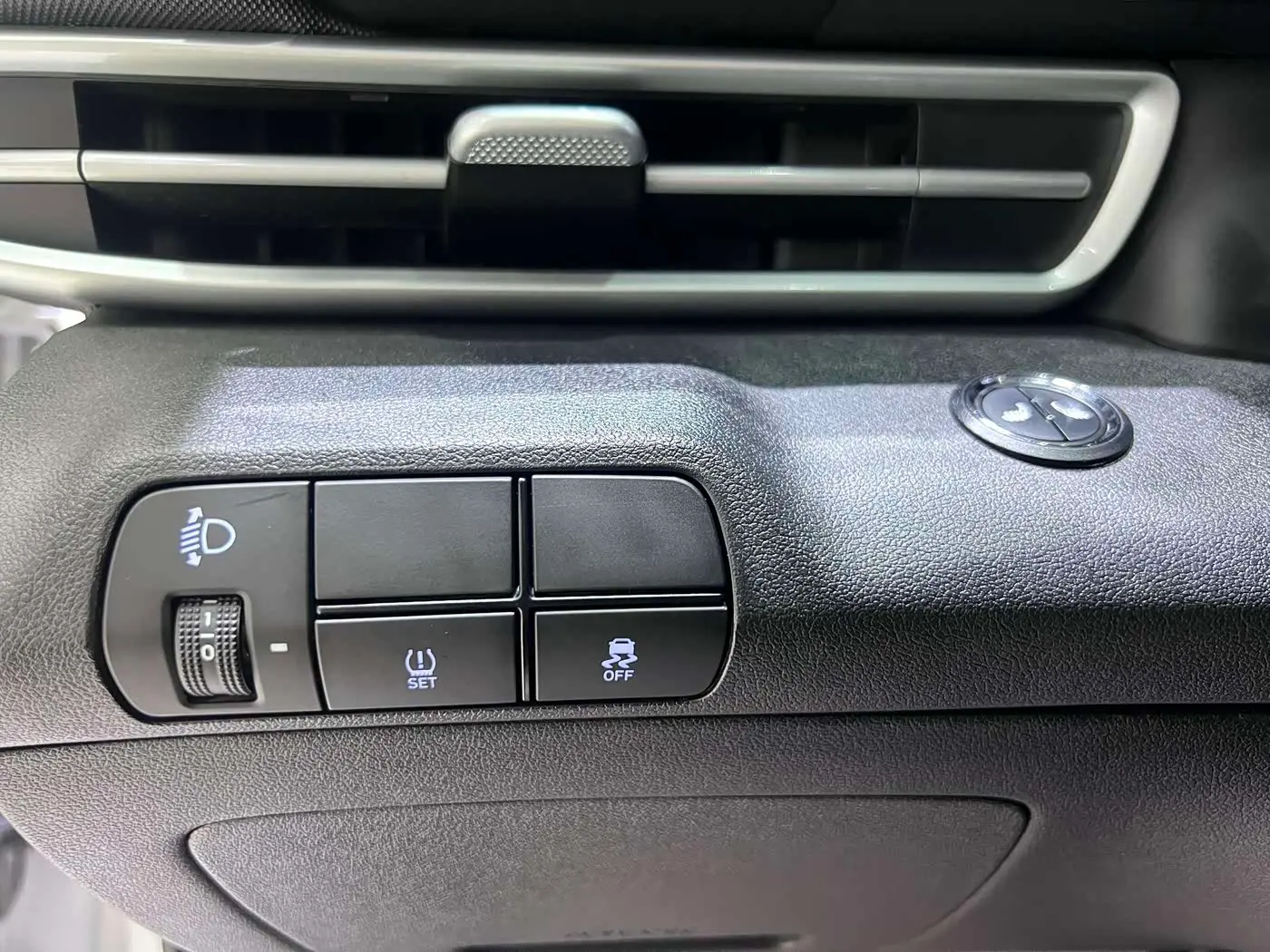 Hyundai Elantra 2024 — Photo 10/20