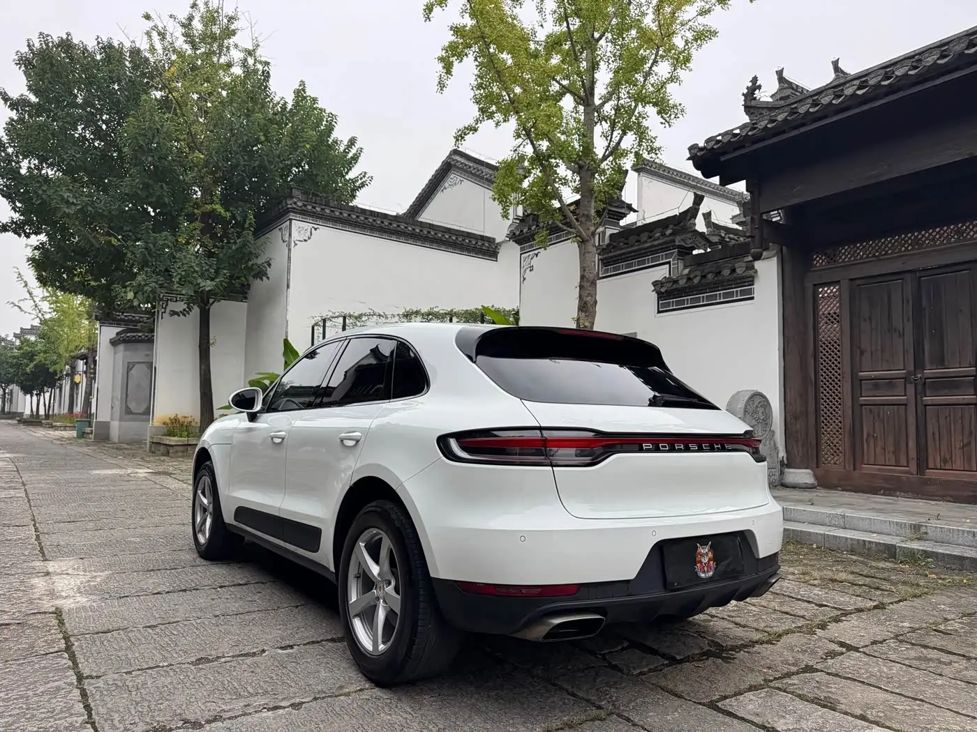 Porsche Macan 2020 — Фото 7/11