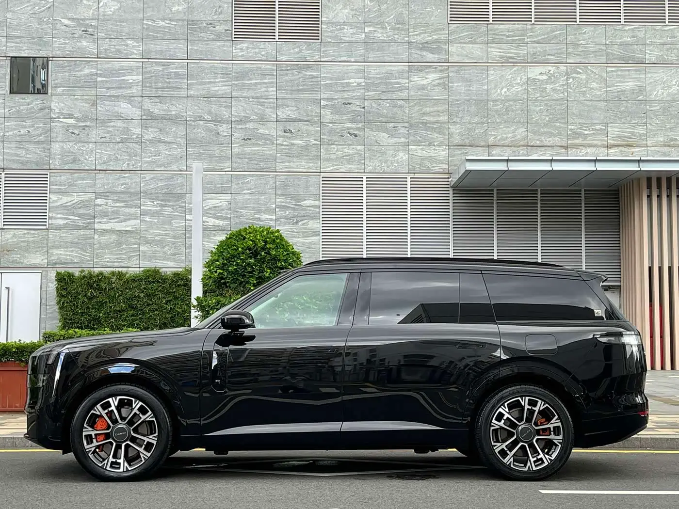 Lynk & Co 900 2025 — Photo 3/20
