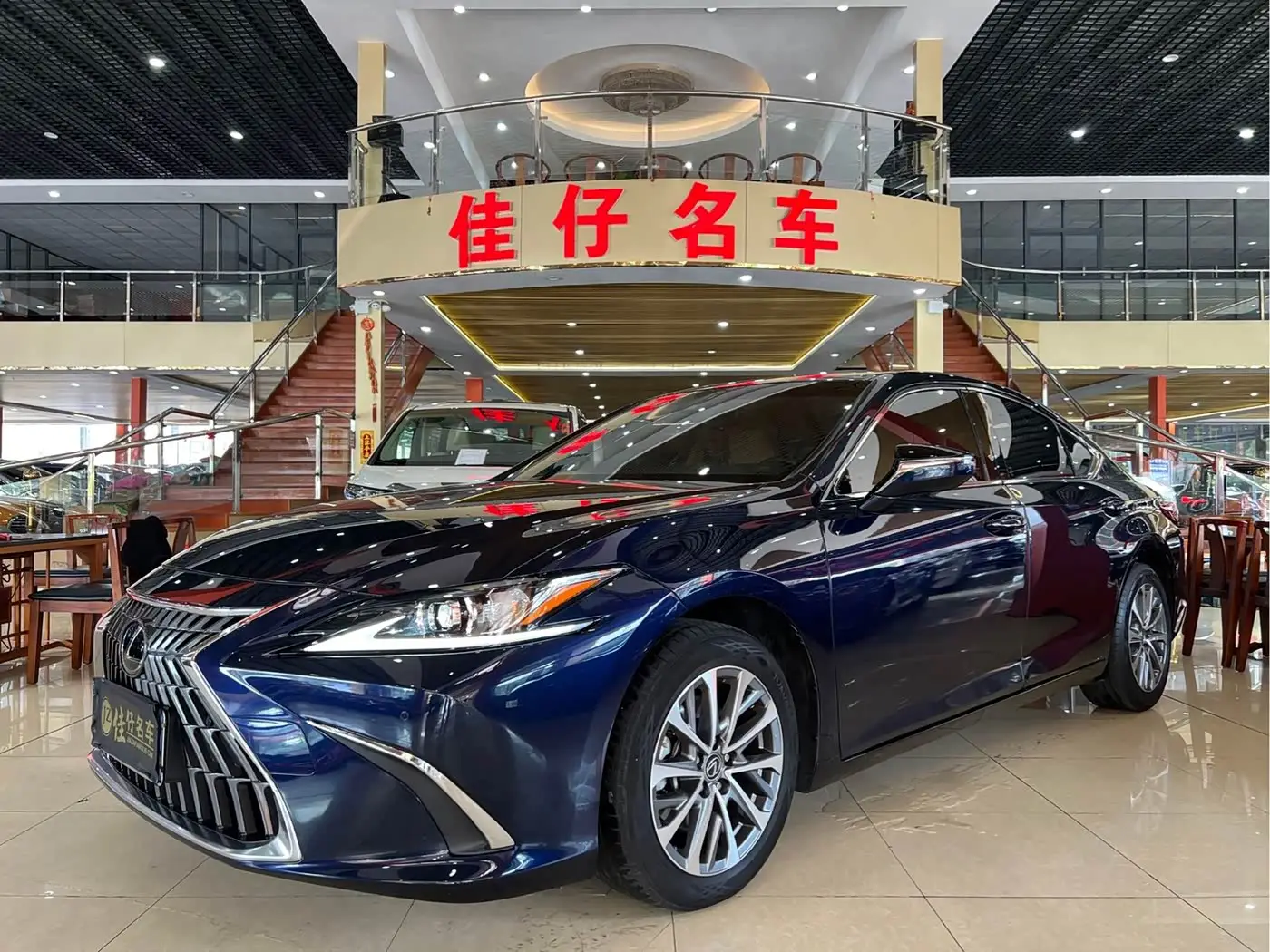 Lexus ES, 2023