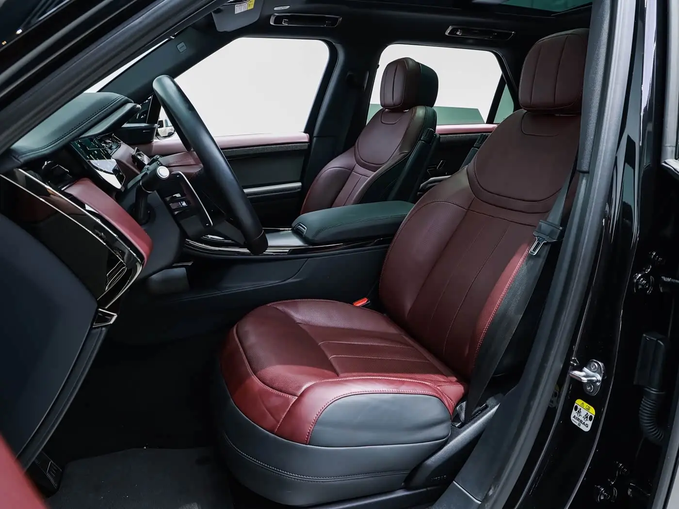 Land Rover Range Rover Sport 2023 — Photo 10/20