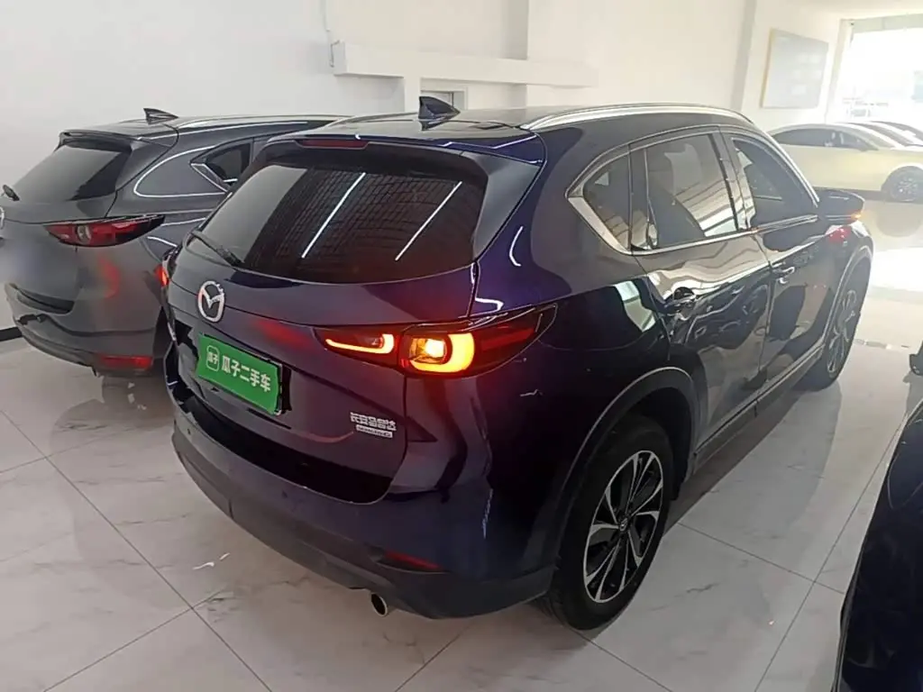 Mazda CX-5 2024 — Photo 6/19
