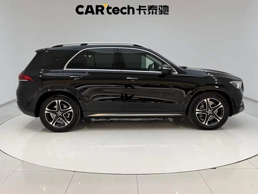 Mercedes-Benz GLE 2023 — Фото 4/20