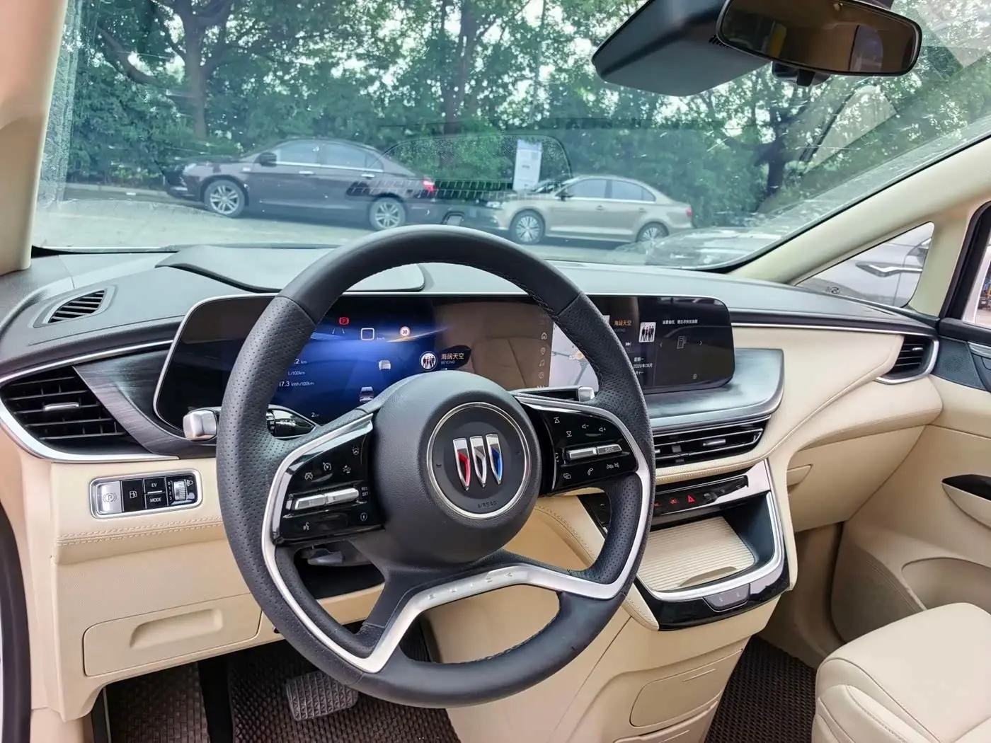 Buick GL8 New Energy 2025 — Photo 7/12