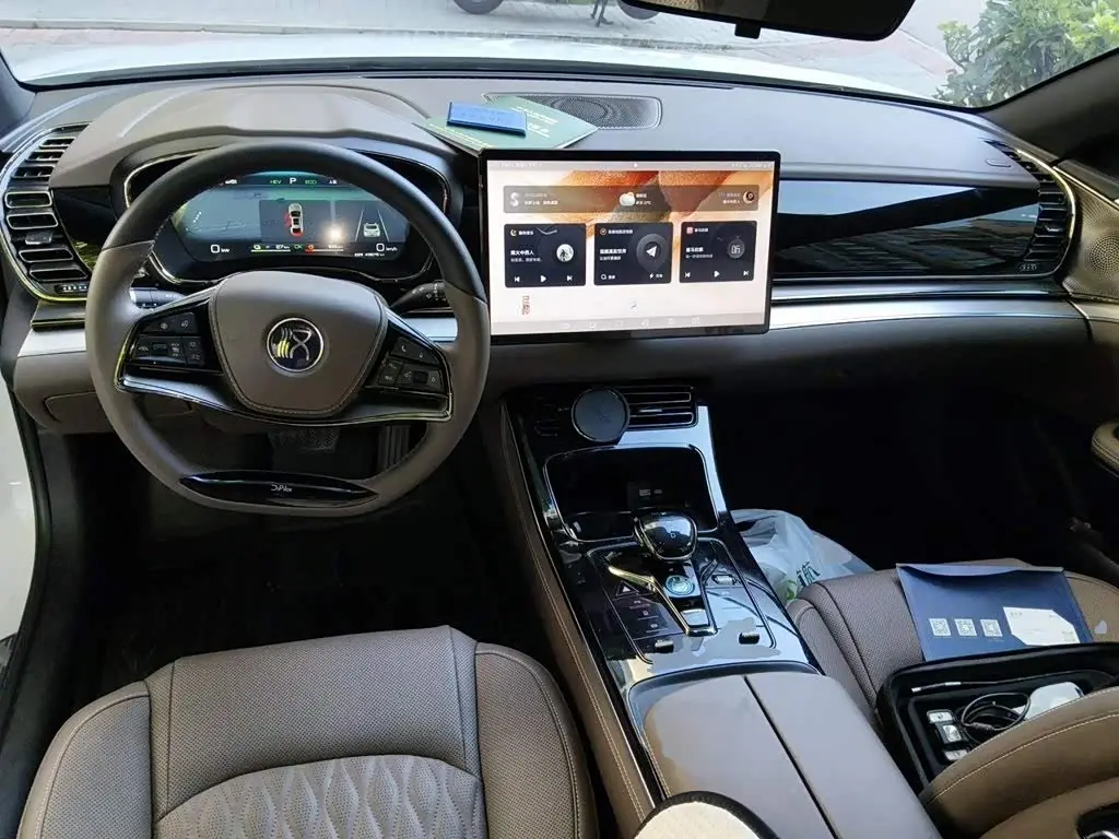 BYD Han 2022 — Photo 5/16