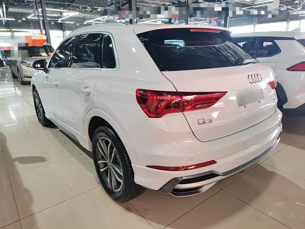 Audi Q3 2021 — Photo 5/20