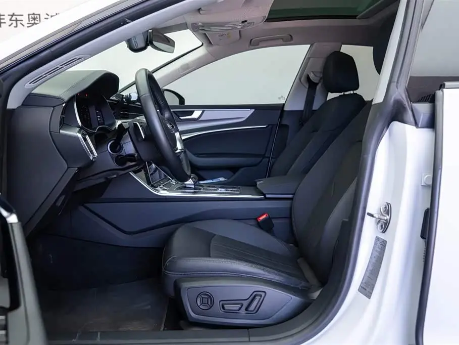 Audi A7 2021 — Photo 11/20