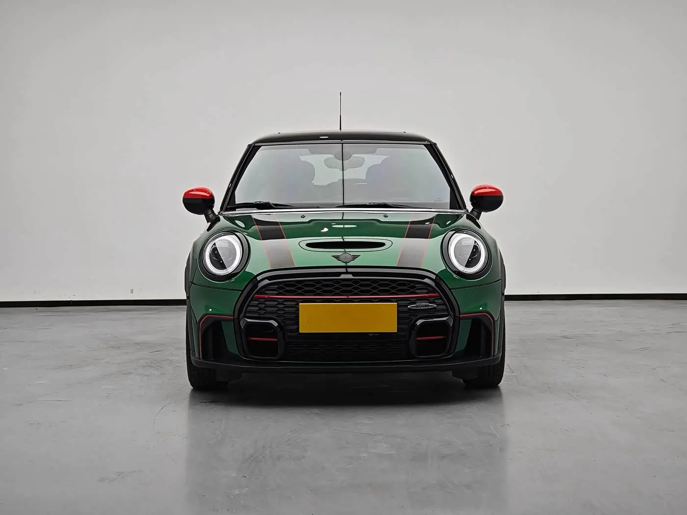 MINI JCW 2023 — Фото 6/19