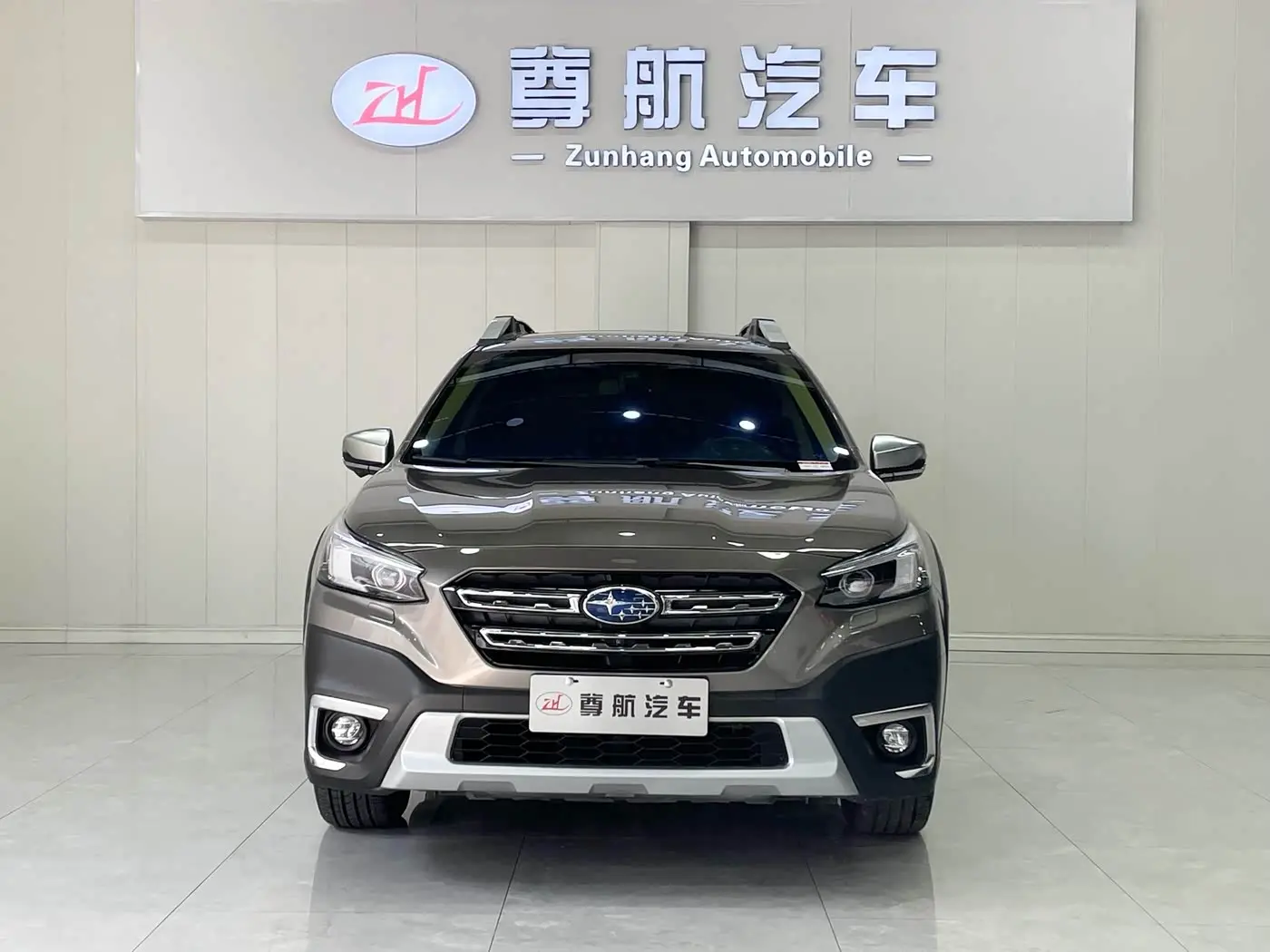 Subaru Outback 2021 — Фото 2/20