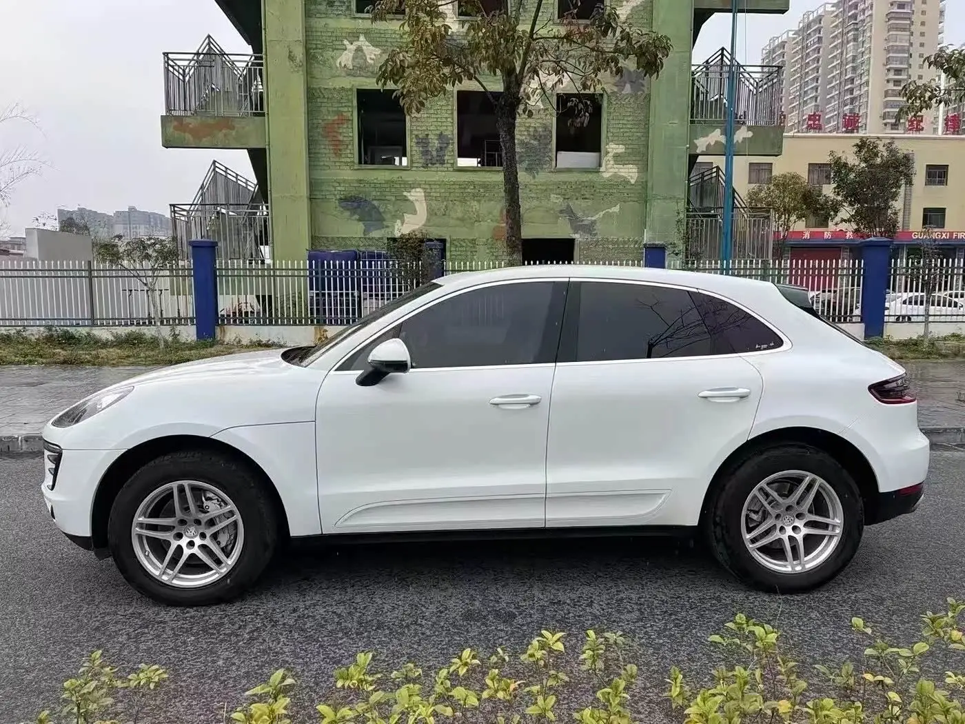 Porsche Macan 2017 — Photo 4/9