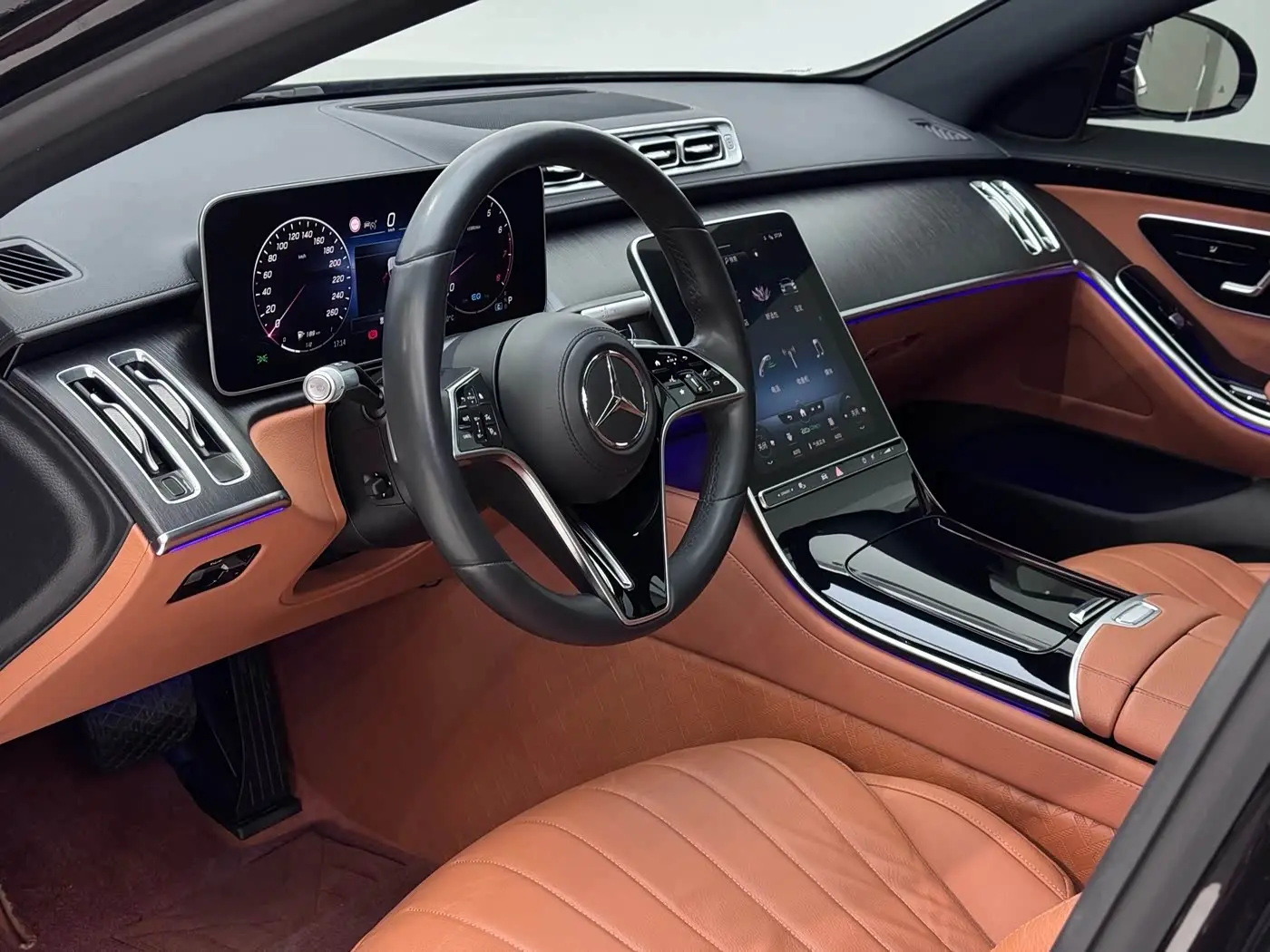 Mercedes-Benz S-Class 2021 — Photo 8/20