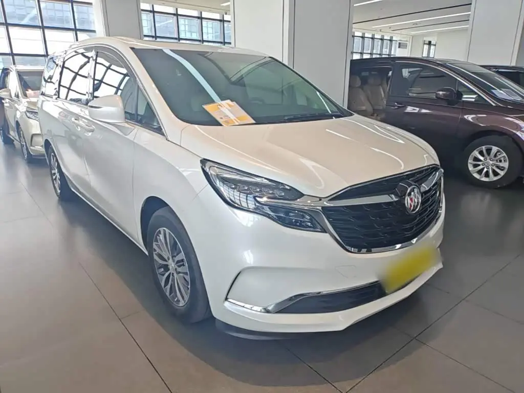 Buick GL8 2020 — Photo 4/20