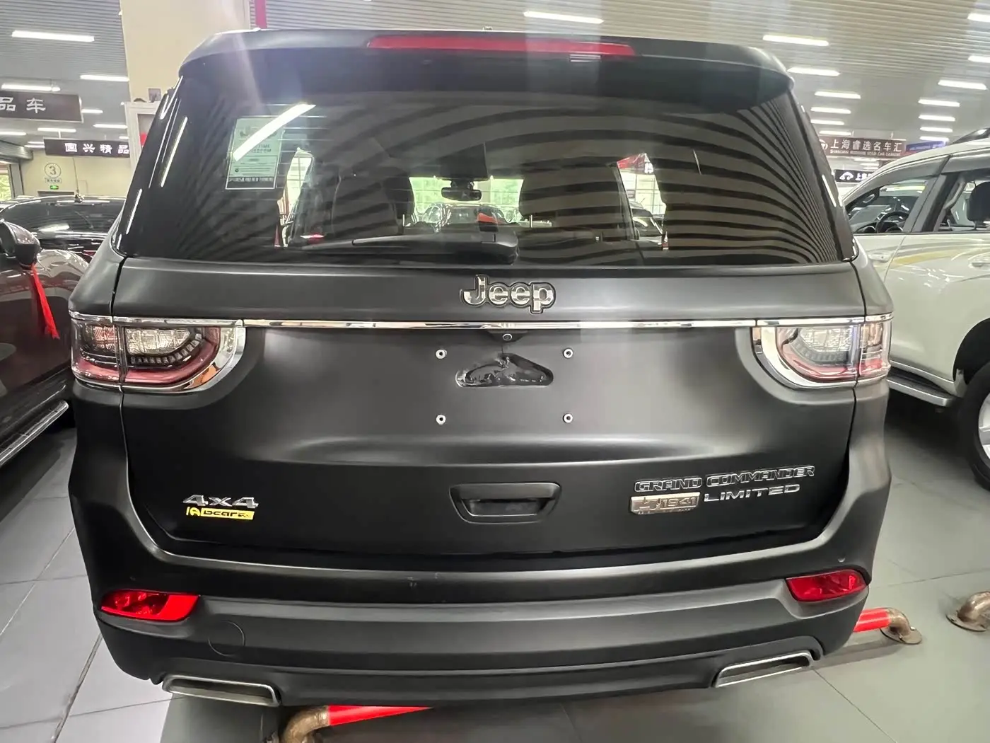 Jeep Grand Commander 2019 — Фото 5/16