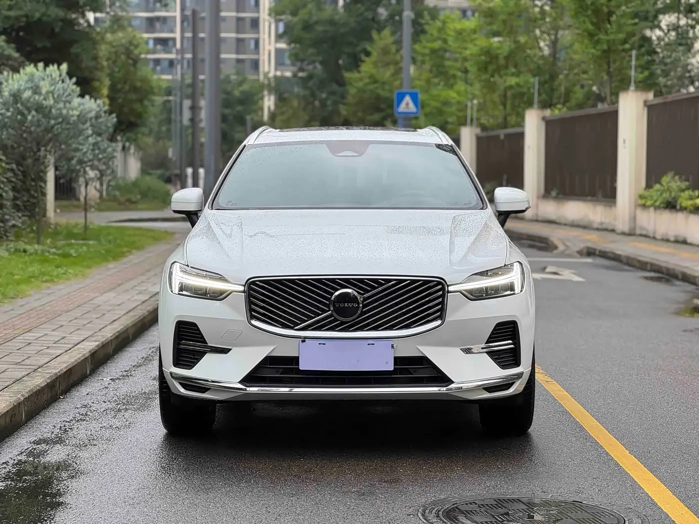 Volvo XC60 2025 — Фото 2/20