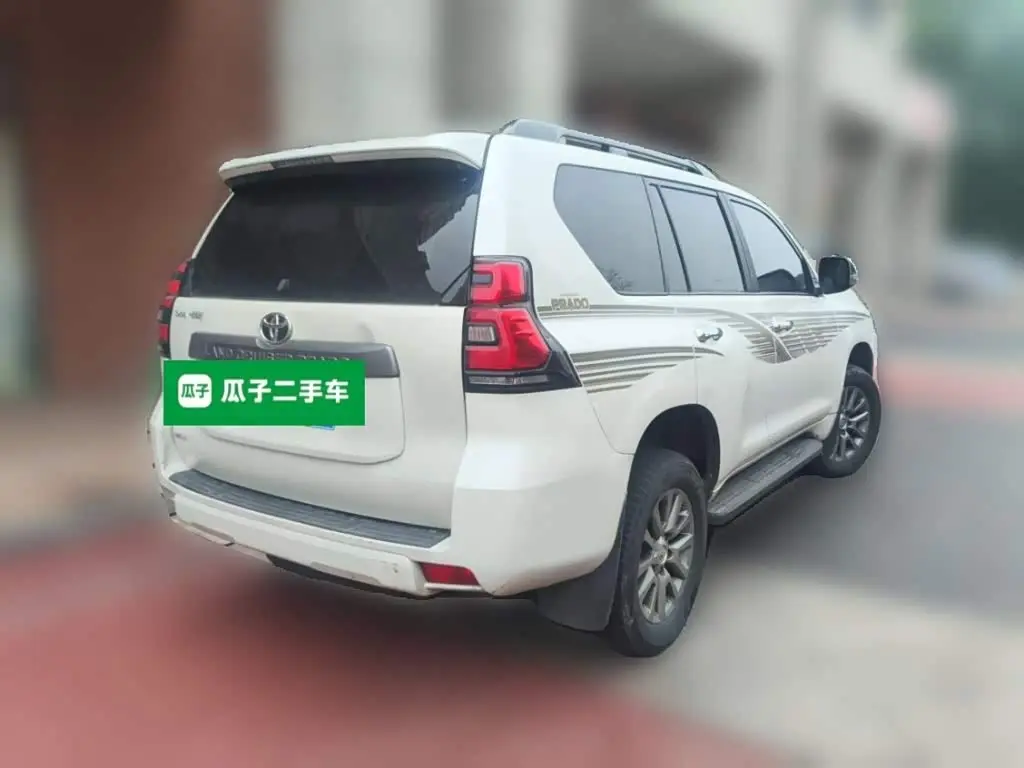 Toyota Prado 2018 — Фото 4/20