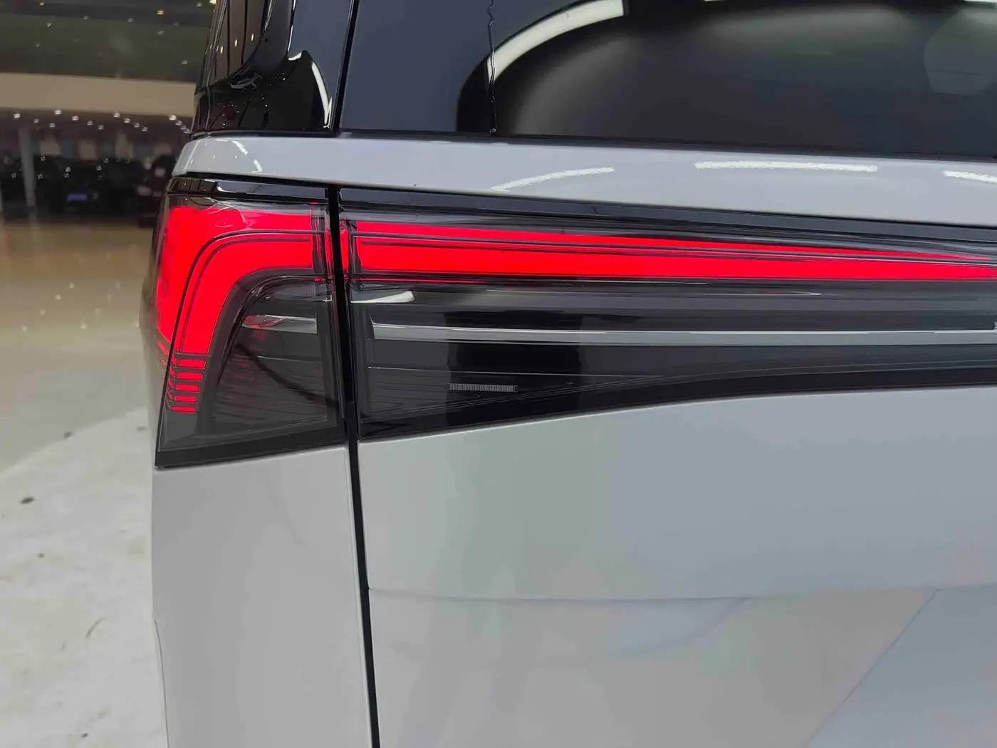 Buick GL8 New Energy 2025 — ფოტო 9/20
