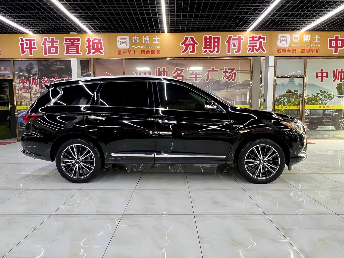 Infiniti QX60 2022 — Photo 7/16