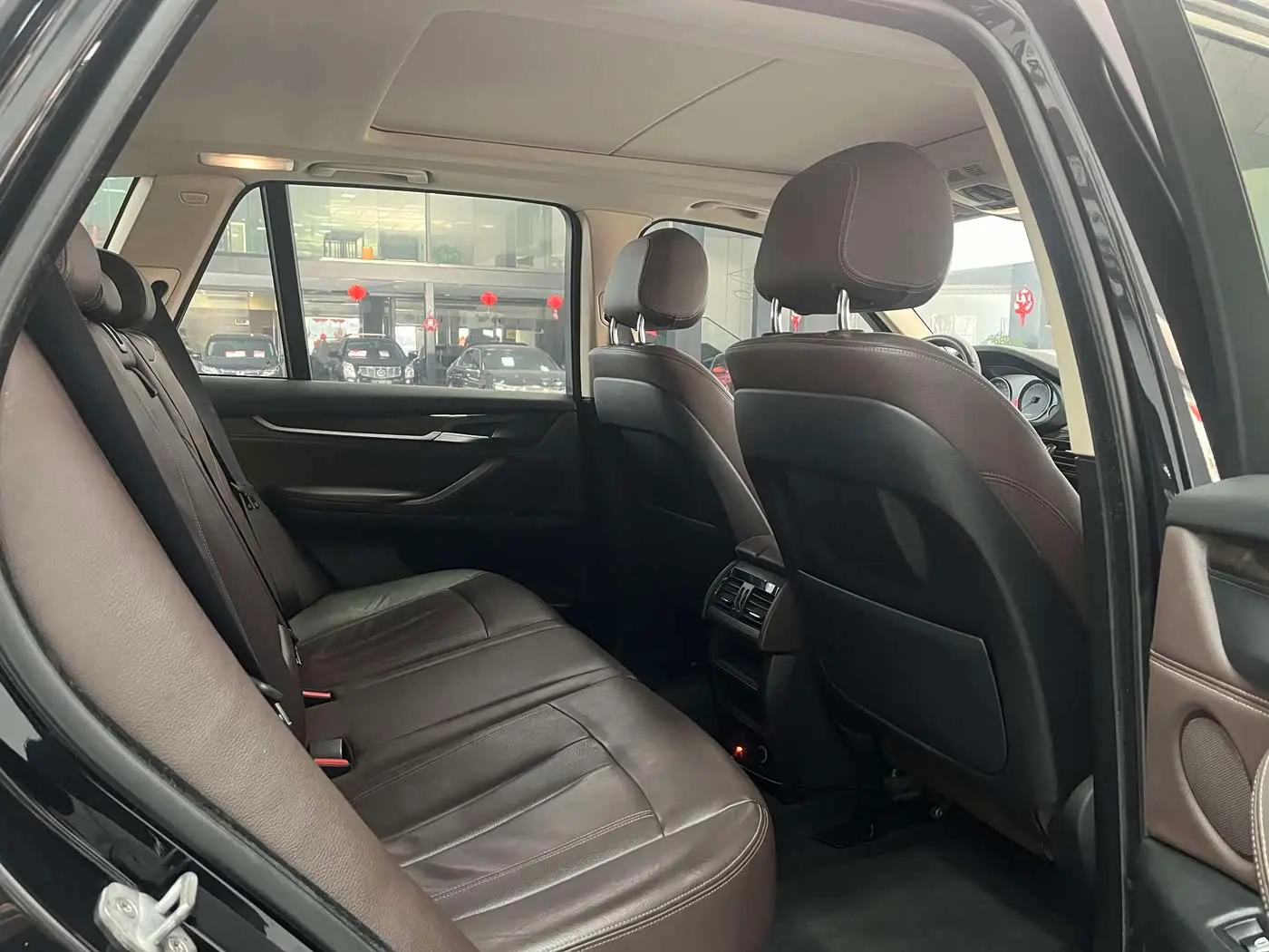 BMW X5 2015 — Photo 5/18