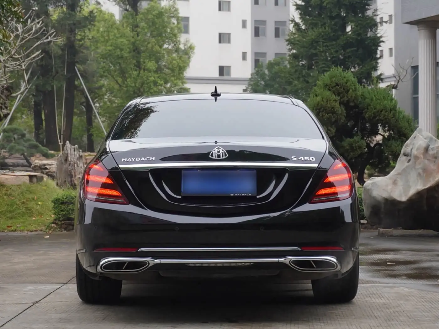 Mercedes-Benz Maybach S-Class 2017 — Фото 8/20