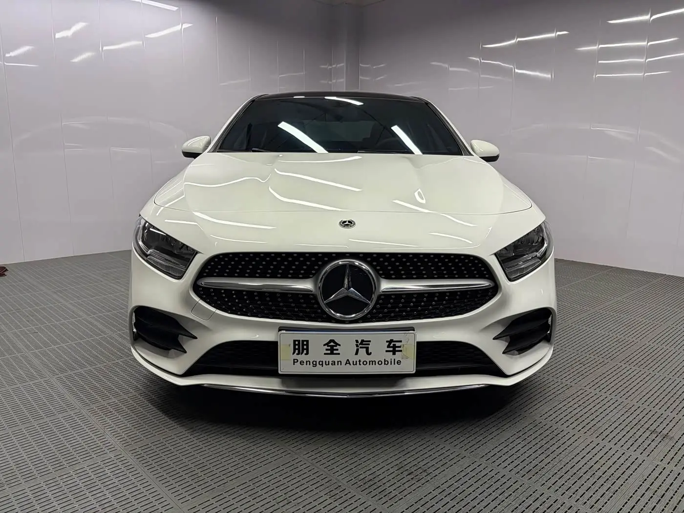 Mercedes-Benz A-Class 2022 — Фото 2/19