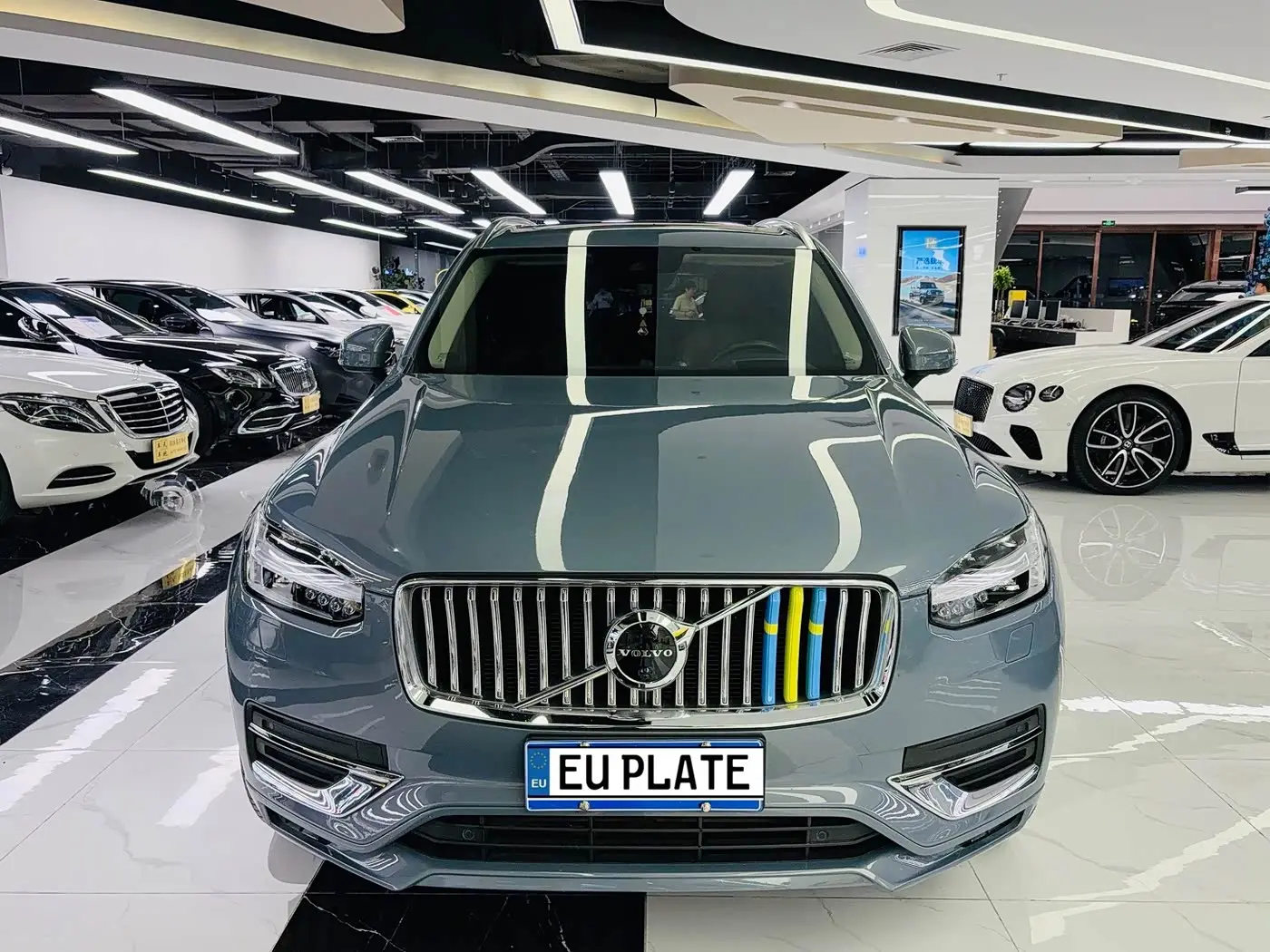 Volvo XC90 2019 — Şəkil 2/20