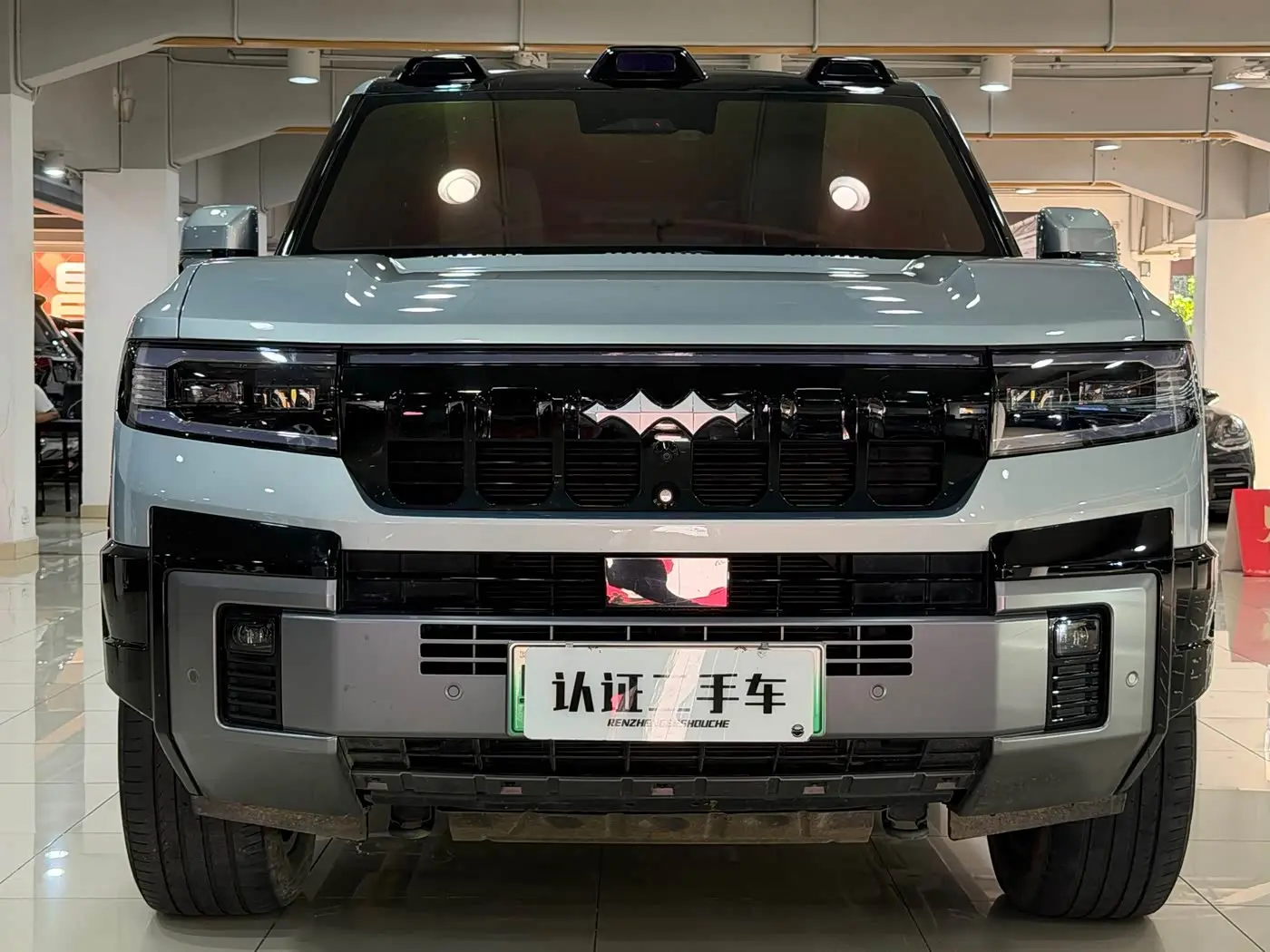 Fang Cheng Bao Leopard 8 2025 — Photo 2/20