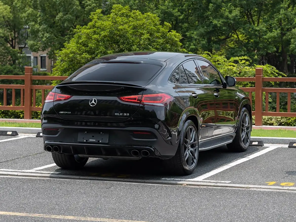 Mercedes-Benz GLE Coupe AMG 2023 — Фото 7/20
