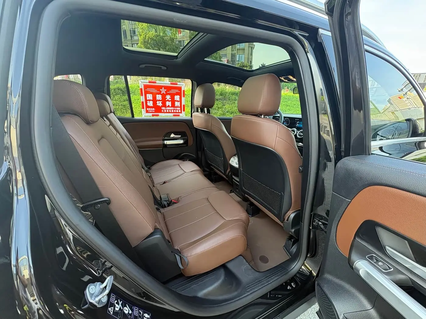 Mercedes-Benz GLB 2022 — Фото 19/20