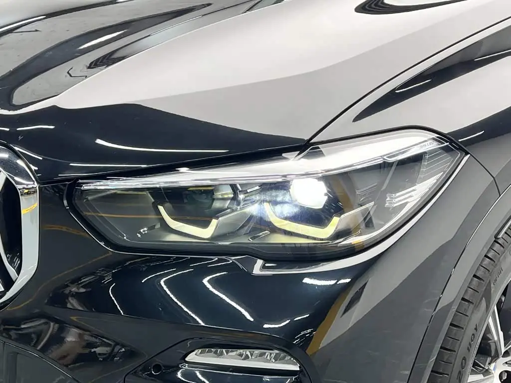 BMW X5 2019 — ფოტო 9/20