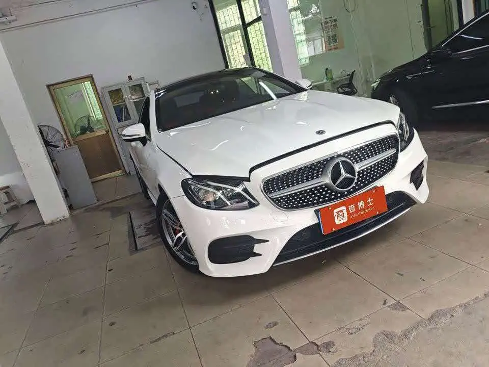 Mercedes-Benz E-Class 2019 — Photo 2/9