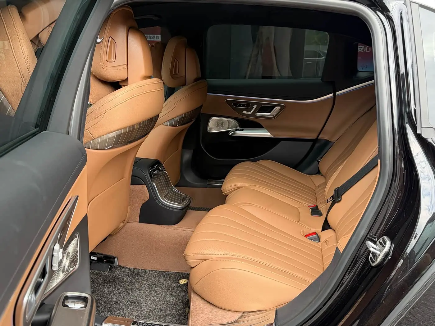 Mercedes-Benz E-Class 2026 — Photo 7/10