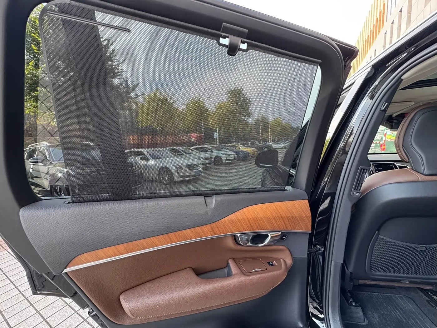 Volvo XC90 2019 — Photo 13/20