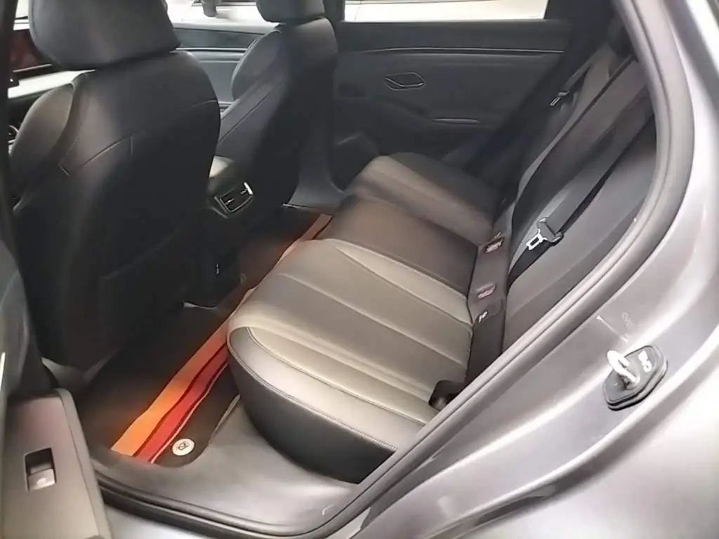 BYD Qin L 2025 — Photo 17/20