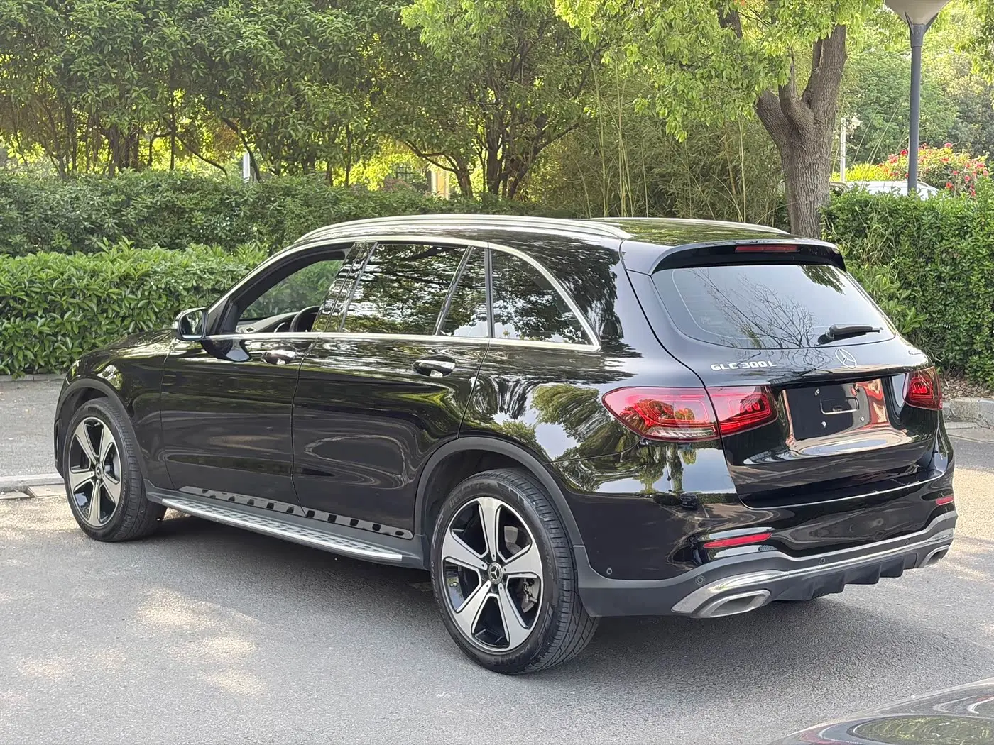 Mercedes-Benz GLC 2019 — Photo 19/20