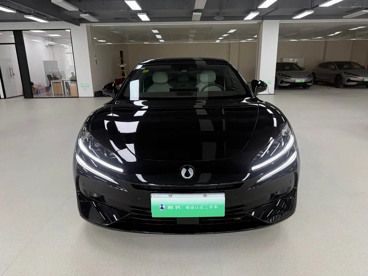 Denza Z9GT 2026 — Photo 2/14