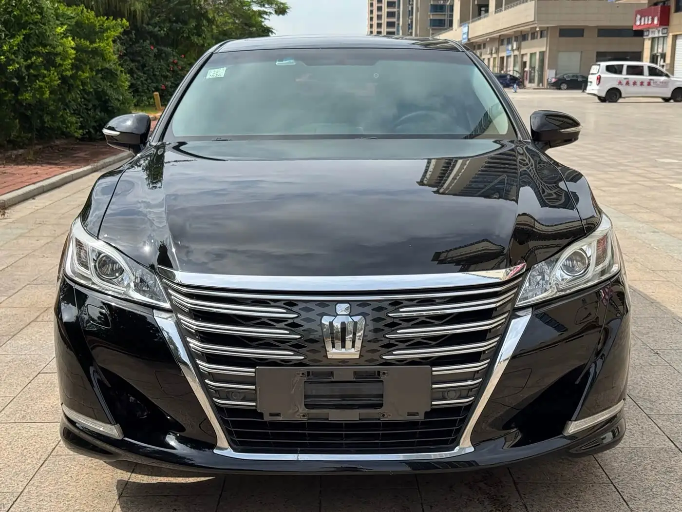 Toyota Crown, 2018