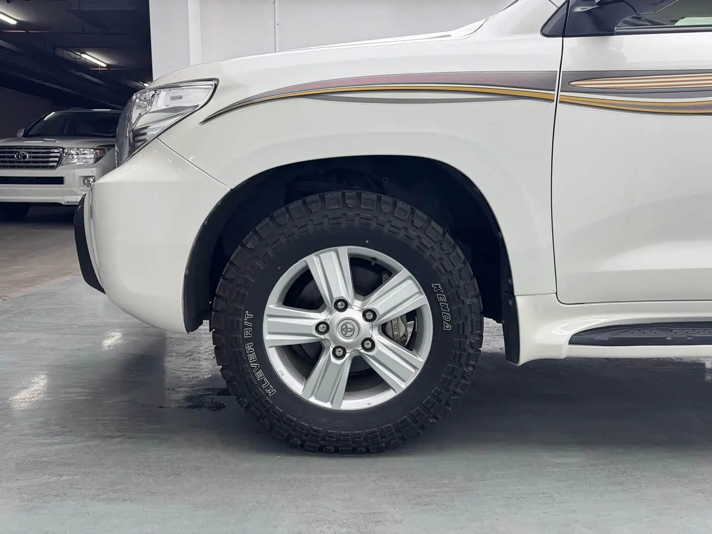 Toyota Land Cruiser 2016 — Şəkil 4/19