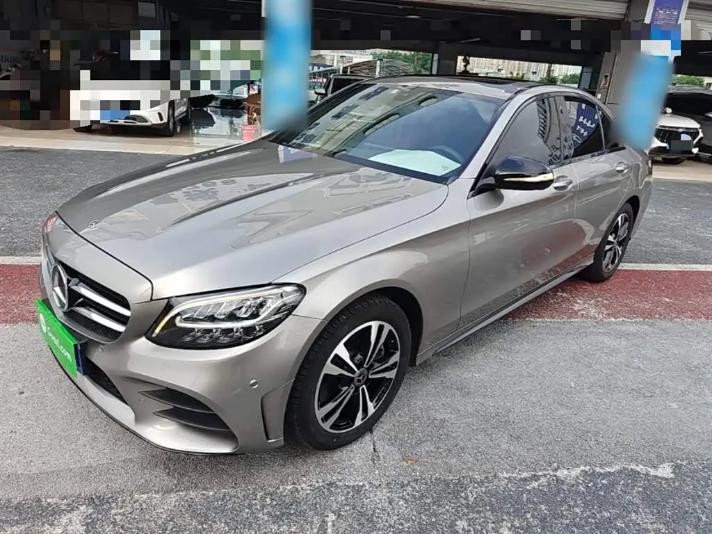 Mercedes-Benz C-Class 2019 — Фото 1/20