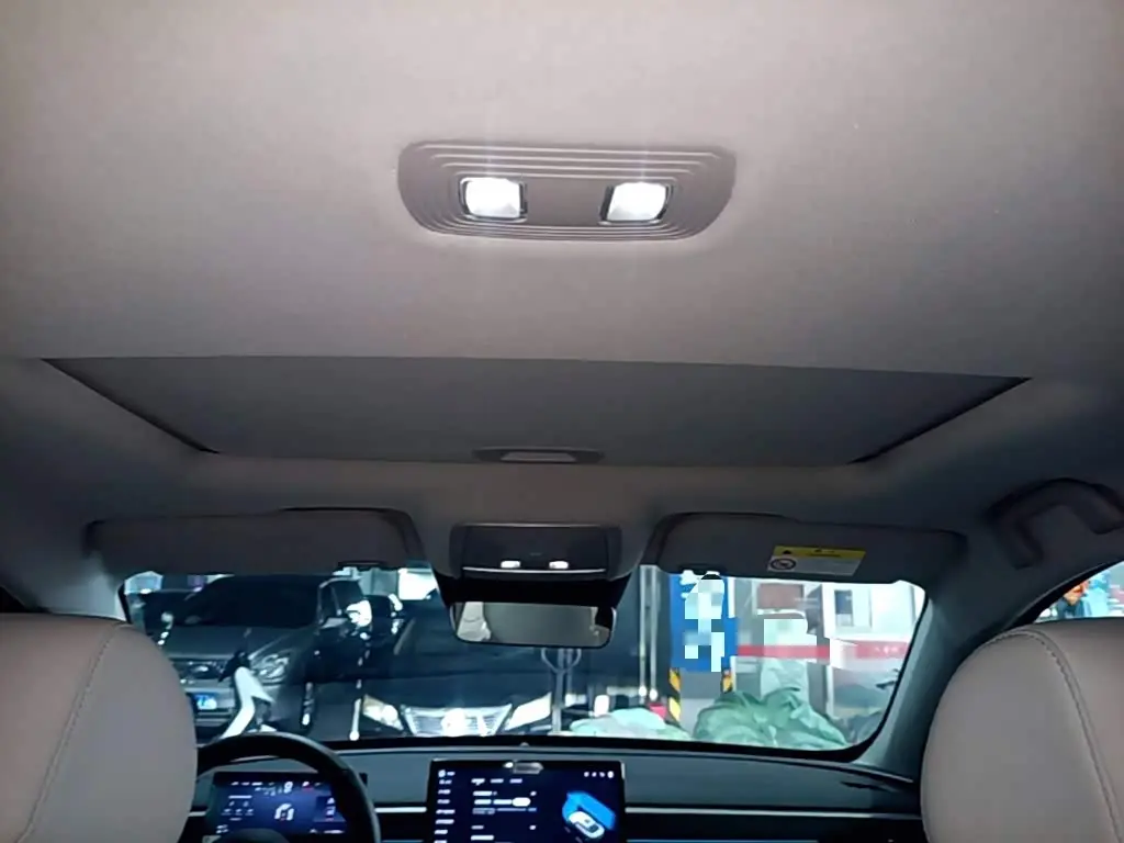 BYD Hai Bao 05 DM-i 2025 — Фото 8/20