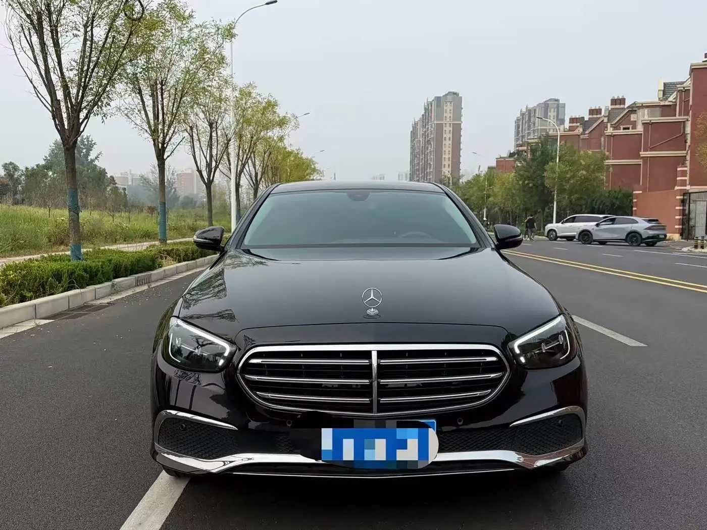 Mercedes-Benz E-Class 2023 — Photo 18/20
