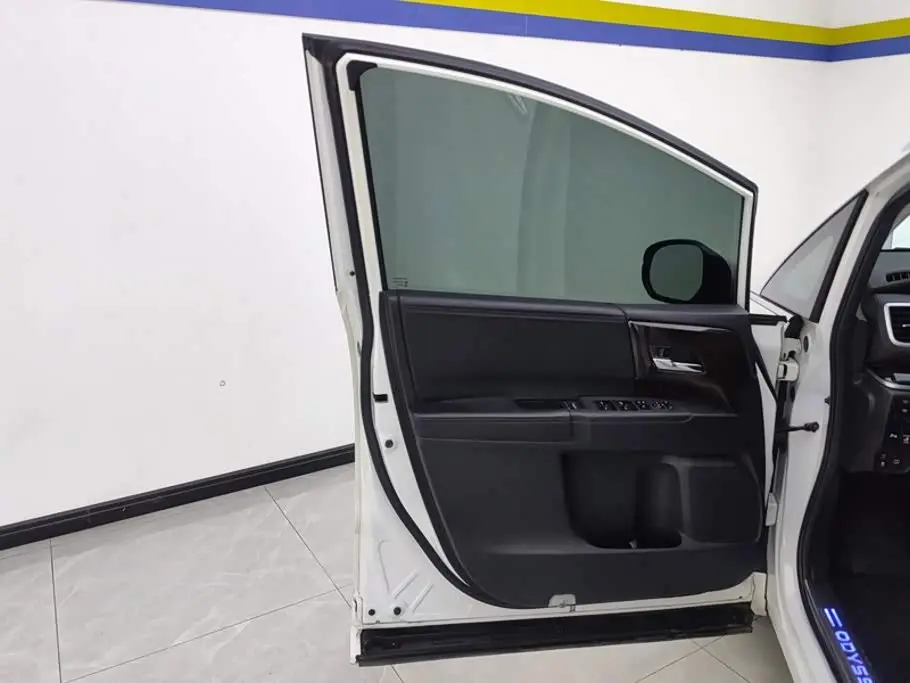 Honda Odyssey 2018 — Photo 7/16