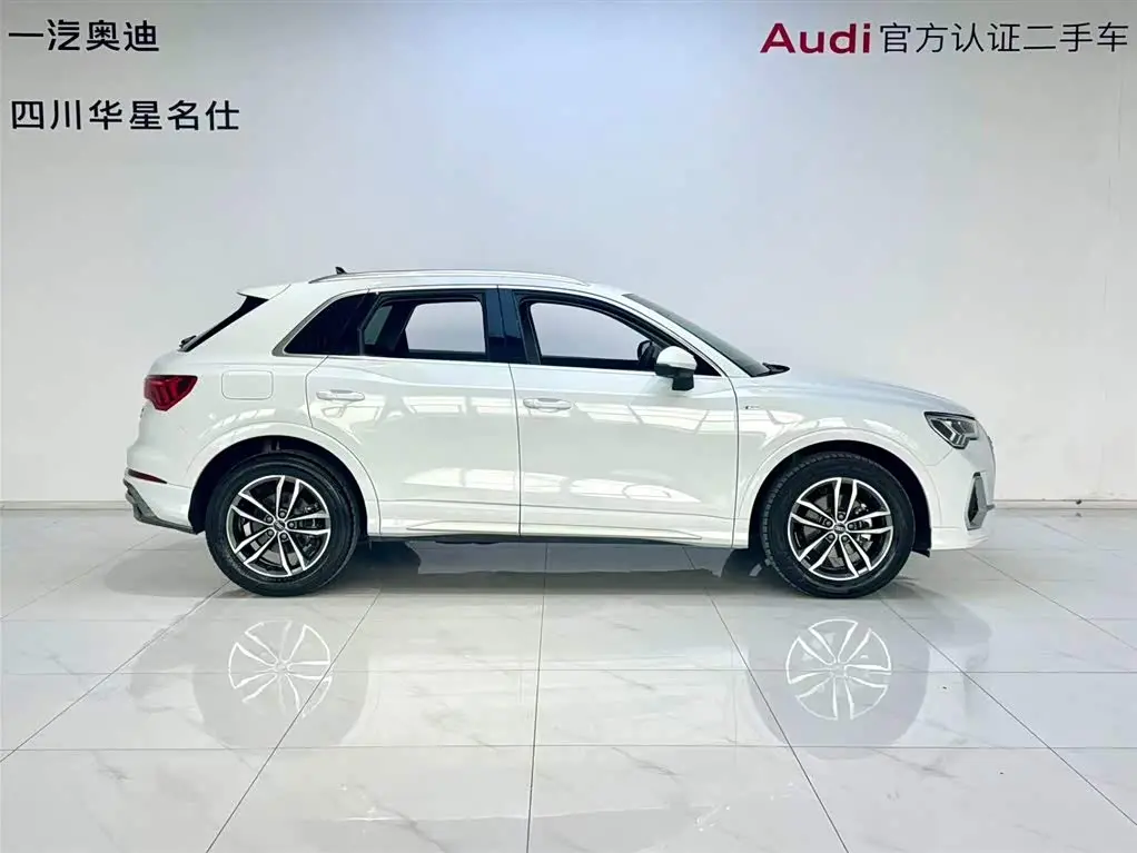Audi Q3 2023 — Фото 3/18