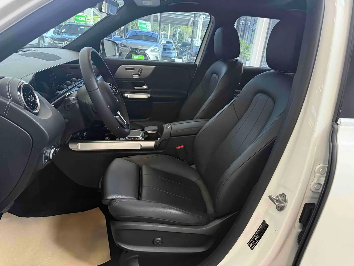 Mercedes-Benz GLB 2021 — Şəkil 9/19