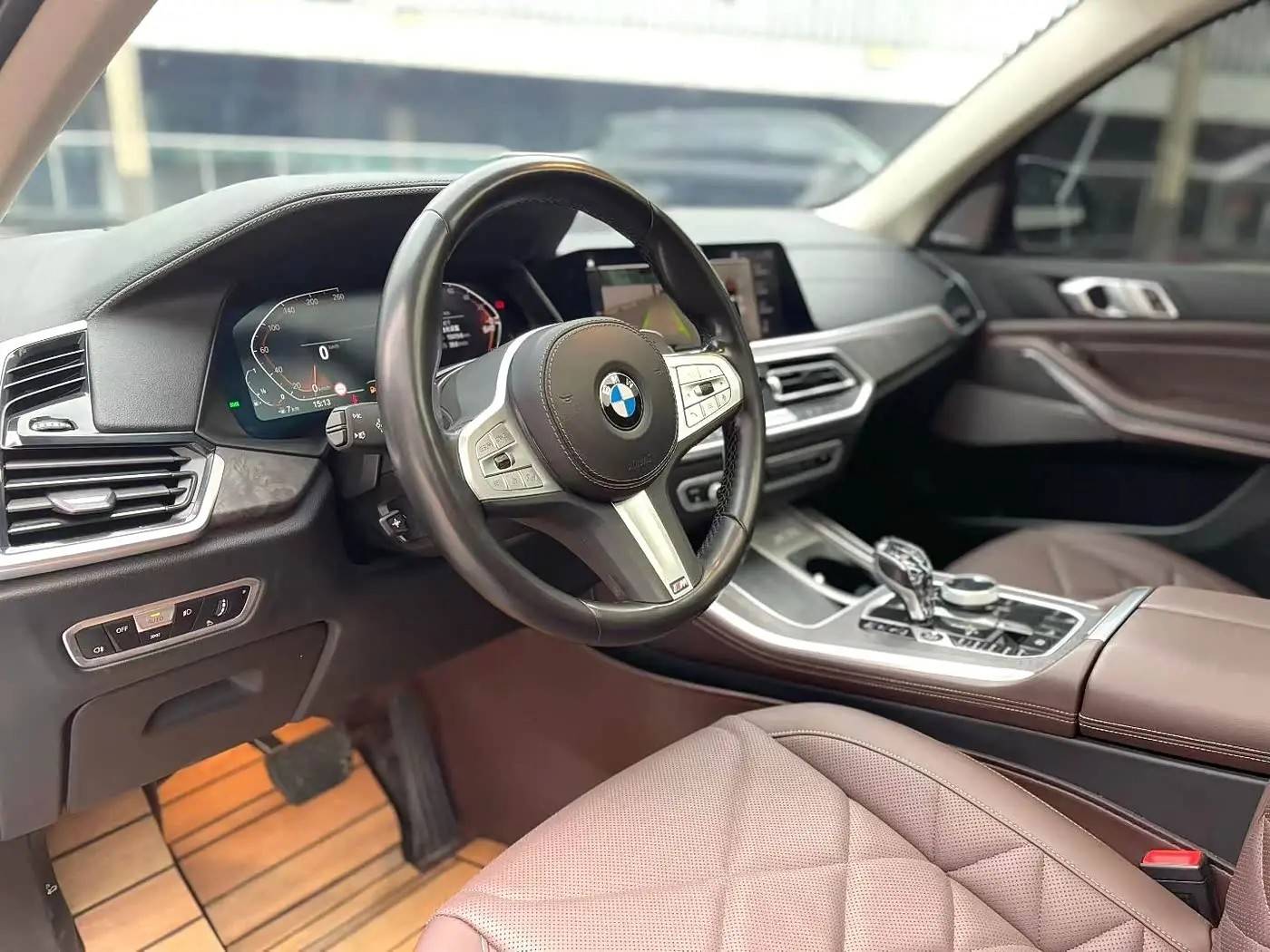 BMW X5 2023 — Фото 3/9