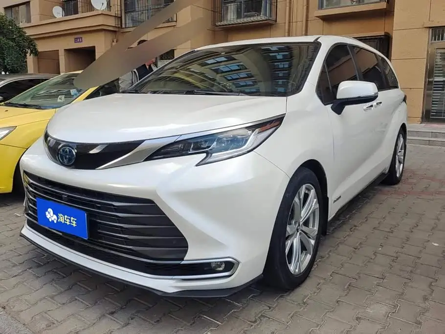 Toyota Sienna, 2022