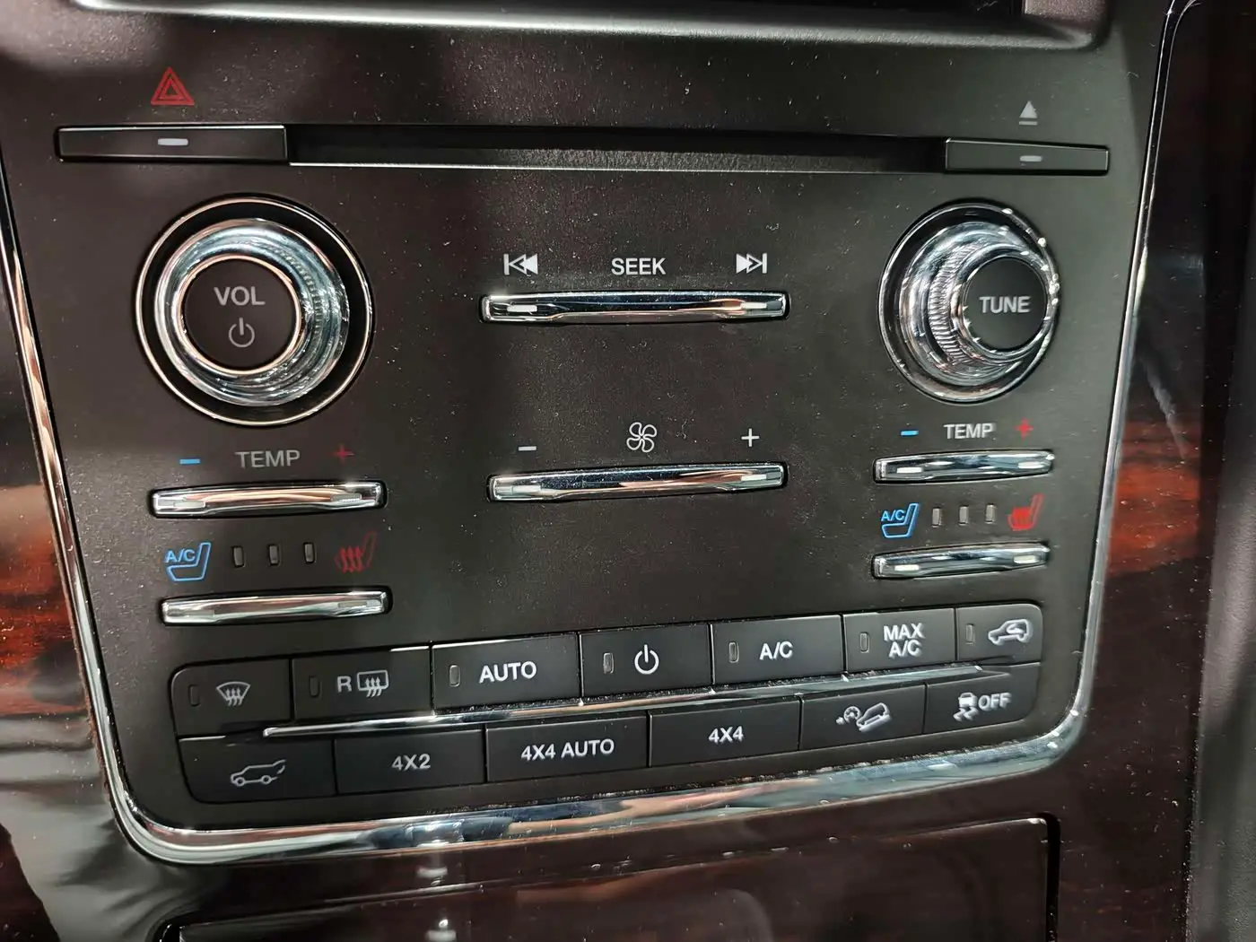 Lincoln Navigator 2017 — Photo 14/19